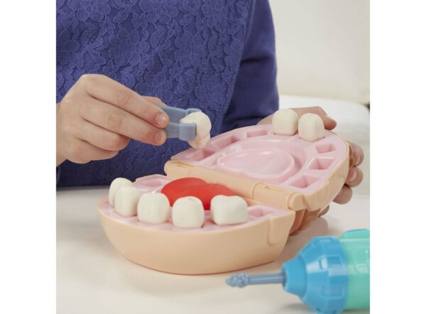 Set de Joaca Micutul Dentist, cu 5 Cutii cu Pasta de Modelat, Include instrumente Stomatologice de Jucarie, cu Freza Electrica, Multicolor